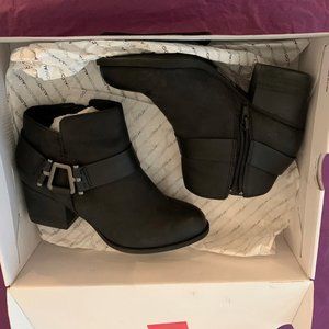 Aldo Women short boots